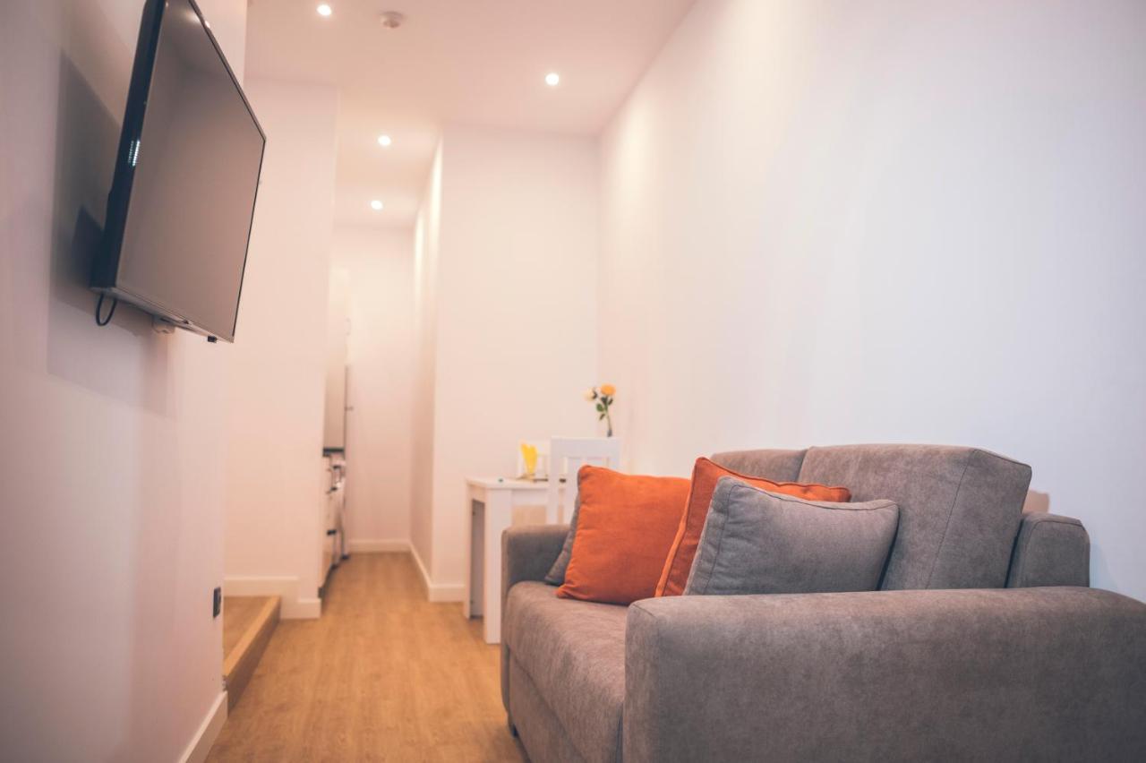 Apartamentos Puerta Sevilla ヘレス エクステリア 写真
