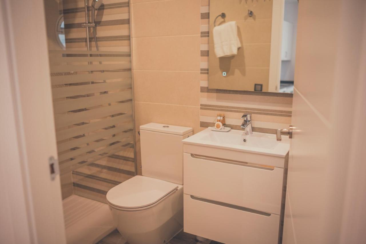 Apartamentos Puerta Sevilla ヘレス エクステリア 写真